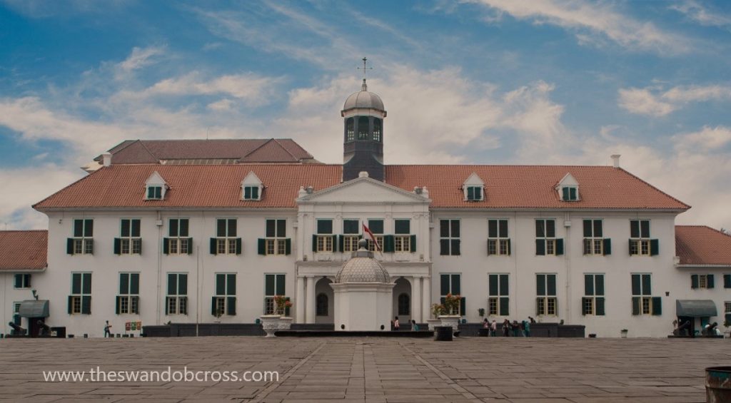 Bangunan Peninggalan Zaman Kolonial Belanda Yang Masih Berdiri Sampai Saat Ini