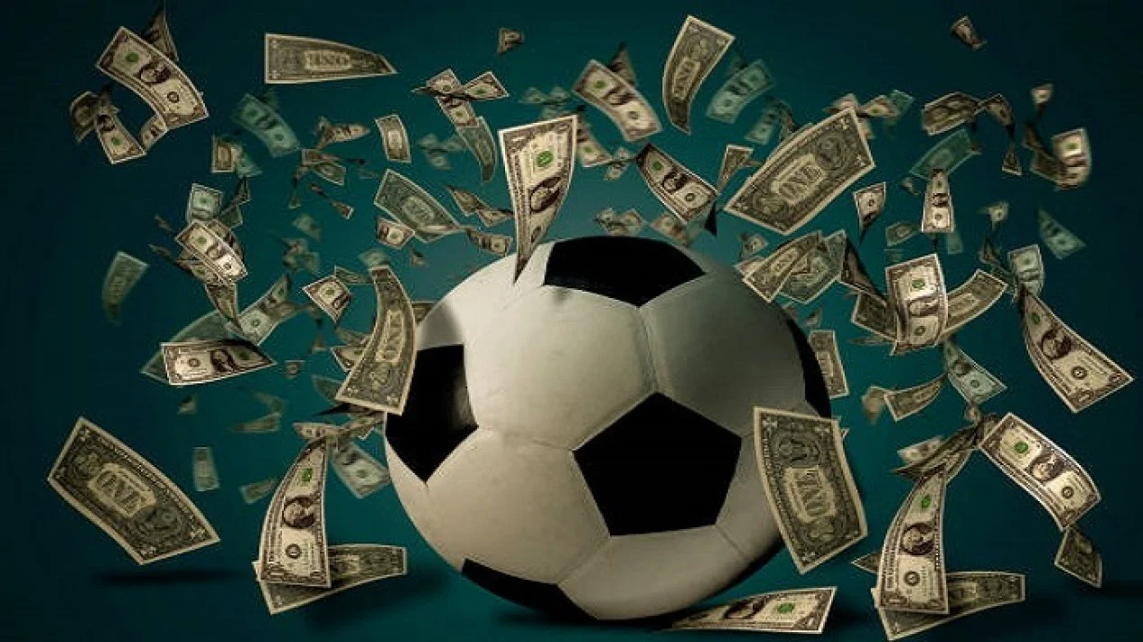 Apa yang Harus Diperhatikan Saat Bermain ClickBet88 Bola?